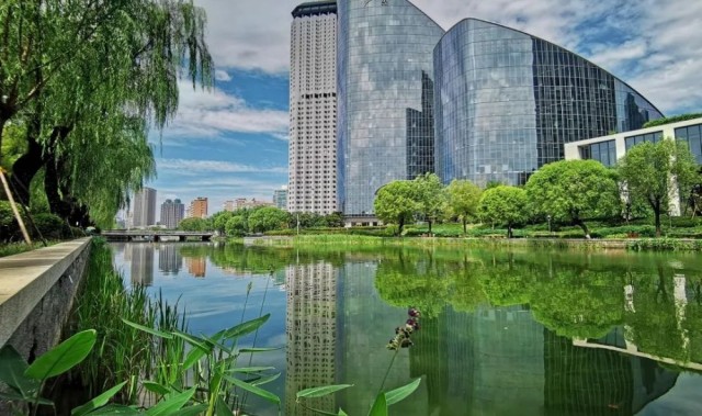 乐竞体育网址- 杜塞尔多夫开设足球主题公园，文旅融合打造城市名片  