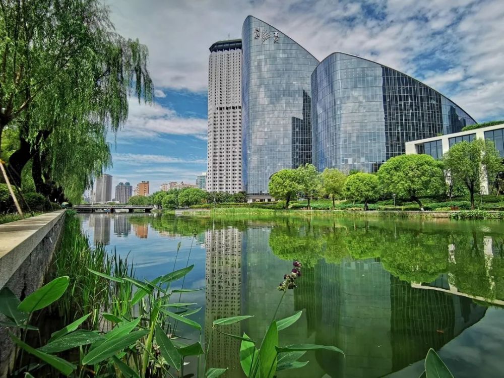  杜塞尔多夫开设足球主题公园，文旅融合打造城市名片  